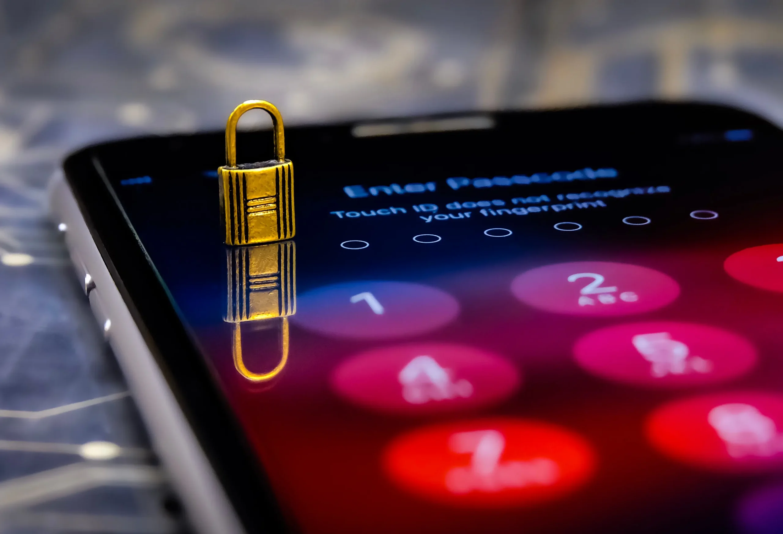 security-on-mobile-phone